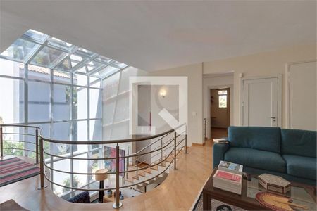 Casa à venda com 4 quartos, 900m² em Santo Amaro, São Paulo