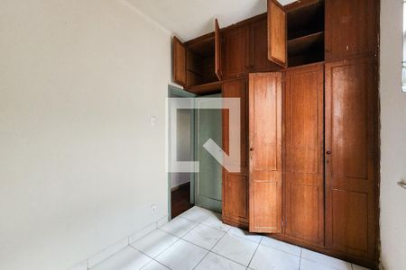 Quarto 2 de apartamento para alugar com 2 quartos, 60m² em Sampaio, Rio de Janeiro