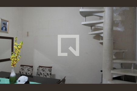 Sala 1 de casa para alugar com 3 quartos, 100m² em São Pedro, Osasco