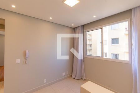 Sala de apartamento para alugar com 2 quartos, 33m² em Vila Ema, São Paulo