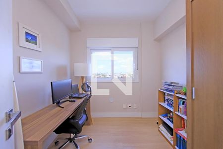 Quarto de apartamento à venda com 2 quartos, 62m² em Navegantes, Porto Alegre