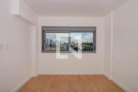 Suíte de apartamento para alugar com 2 quartos, 69m² em Boa Vista, Porto Alegre