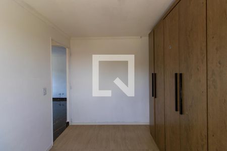 Quarto 1 de apartamento para alugar com 2 quartos, 55m² em Lajeado, Cotia