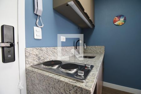 Sala e Cozinha de apartamento para alugar com 1 quarto, 31m² em Centro, Curitiba