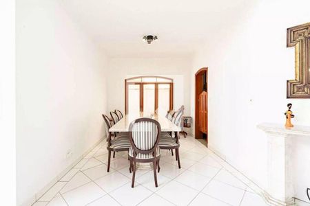 Casa à venda com 4 quartos, 360m² em Alphaville, Santana de Parnaíba