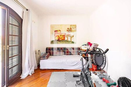 Casa à venda com 4 quartos, 360m² em Alphaville, Santana de Parnaíba