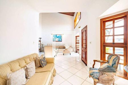 Casa à venda com 4 quartos, 360m² em Alphaville, Santana de Parnaíba