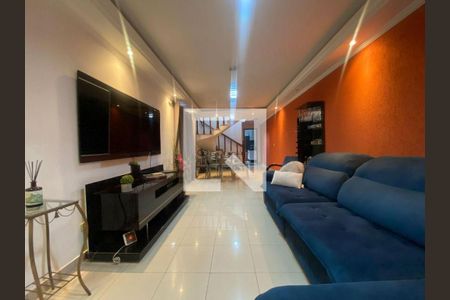 Casa à venda com 4 quartos, 200m² em Cidade Patriarca, São Paulo