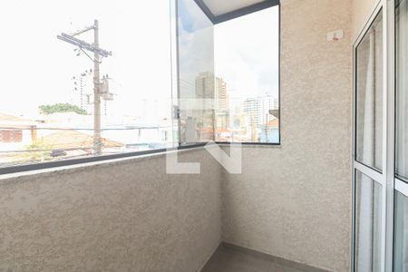 Varanda e Área de Serviço  de apartamento para alugar com 2 quartos, 46m² em Vila Gomes Cardim, São Paulo