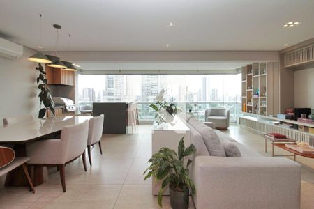 Apartamento à venda com 2 quartos, 120m² em Vila Romana, São Paulo
