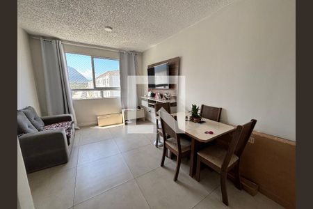 Sala de apartamento para alugar com 2 quartos, 44m² em Vargem Pequena, Rio de Janeiro