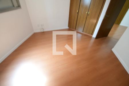Quarto de apartamento para alugar com 1 quarto, 42m² em Vila Itapura, Campinas