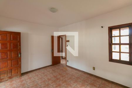 Casa para alugar com 3 quartos, 90m² em Alípio de Melo, Belo Horizonte
