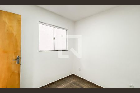 Quarto 2 de apartamento para alugar com 2 quartos, 38m² em Cidade Patriarca, São Paulo