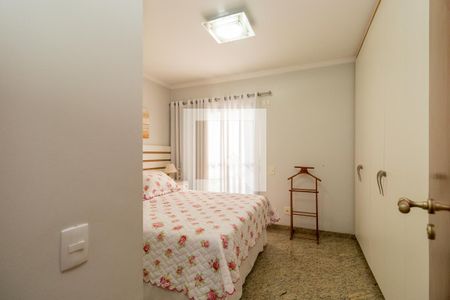Suíte de apartamento à venda com 4 quartos, 130m² em Jardim Avelino, São Paulo