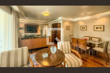 Sala de apartamento à venda com 3 quartos, 130m² em Vila Campo Grande, São Paulo