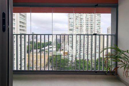 Studio - Varanda de kitnet/studio para alugar com 0 quarto, 24m² em Santo Amaro, São Paulo