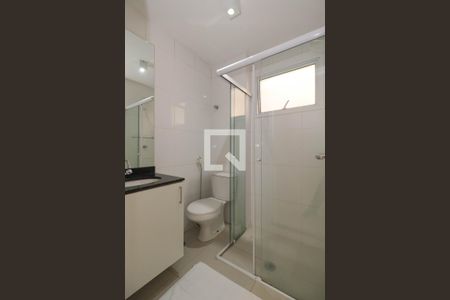 Banheiro de apartamento para alugar com 1 quarto, 41m² em Sumaré, São Paulo