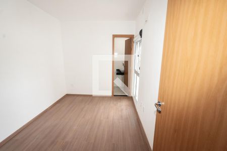 Suíte de apartamento à venda com 2 quartos, 53m² em Jardim Itu, Porto Alegre