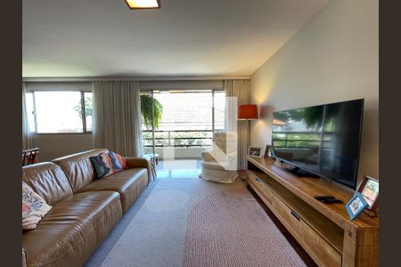 Sala de apartamento à venda com 3 quartos, 115m² em Caxingui, São Paulo