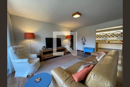 Sala de apartamento à venda com 3 quartos, 115m² em Caxingui, São Paulo