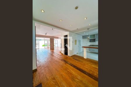 Casa à venda com 3 quartos, 180m² em Residencial Tambore III, Santana de Parnaíba