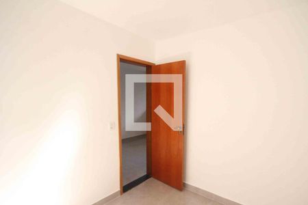 Quarto 02 de apartamento para alugar com 2 quartos, 40m² em São Lucas, São Paulo