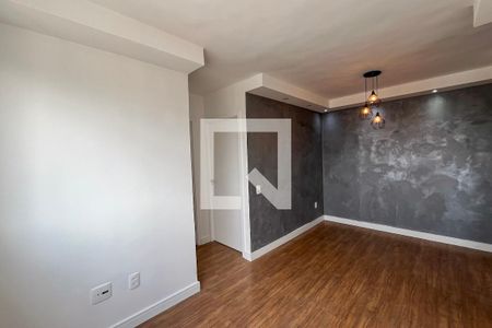 Sala de apartamento para alugar com 2 quartos, 46m² em Vila Cristalia, São Paulo