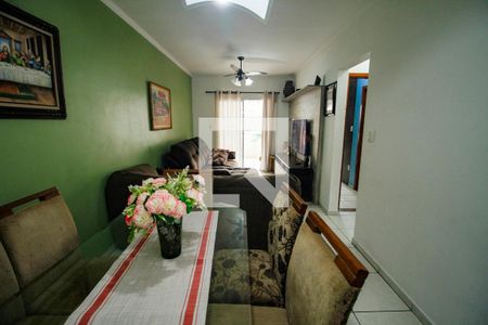 Sala de apartamento para alugar com 2 quartos, 80m² em Vila Tupi, Praia Grande