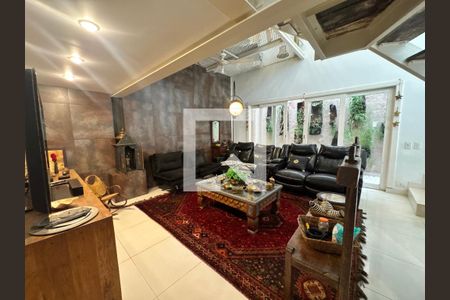 Sala  de casa para alugar com 5 quartos, 700m² em Vila Inah, São Paulo