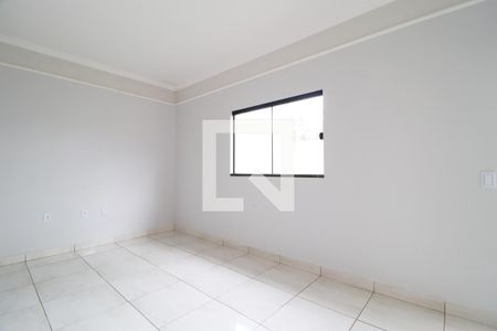 Sala de casa para alugar com 2 quartos, 75m² em Jardim Canaã, Uberlândia
