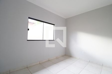 Quarto 2 de casa para alugar com 2 quartos, 75m² em Jardim Canaã, Uberlândia