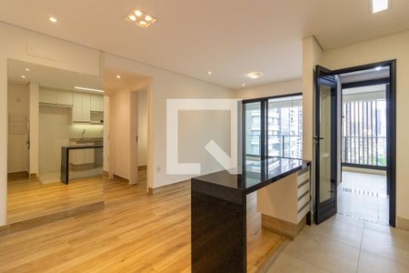 Sala de apartamento para alugar com 2 quartos, 70m² em Pinheiros, São Paulo