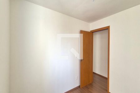 Quarto 1  de apartamento para alugar com 2 quartos, 45m² em Vila Satúrnia, Campinas