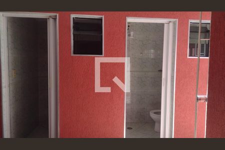 Área externa de casa à venda com 2 quartos, 140m² em Vila Luzita, Santo André