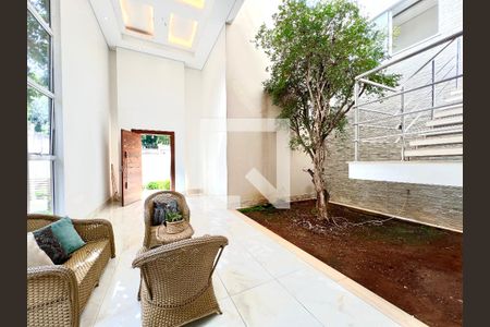 Sala de casa à venda com 6 quartos, 600m² em São Luiz, Belo Horizonte