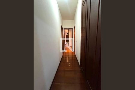 Corredor de apartamento à venda com 3 quartos, 122m² em Serra, Belo Horizonte