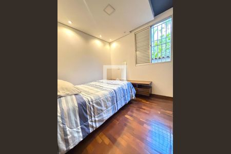 Quarto  de apartamento à venda com 3 quartos, 122m² em Serra, Belo Horizonte