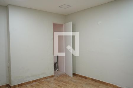 Quarto 2 de casa para alugar com 2 quartos, 50m² em Chácara Califórnia, São Paulo