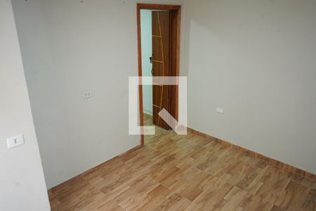 Quarto 1 de casa para alugar com 2 quartos, 50m² em Chácara Califórnia, São Paulo