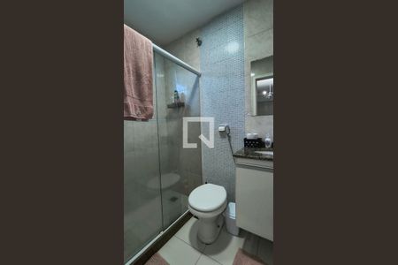 Banheiro da Suíte 1 de casa de condomínio à venda com 4 quartos, 400m² em Vargem Grande, Rio de Janeiro