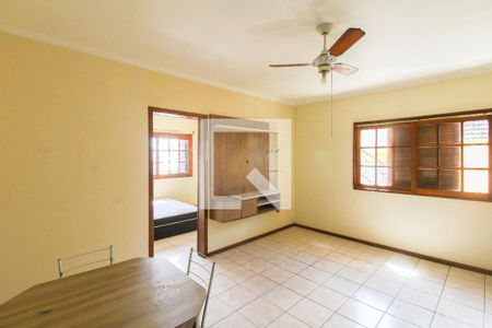 Sala/Cozinha de apartamento para alugar com 1 quarto, 56m² em São José, Canoas