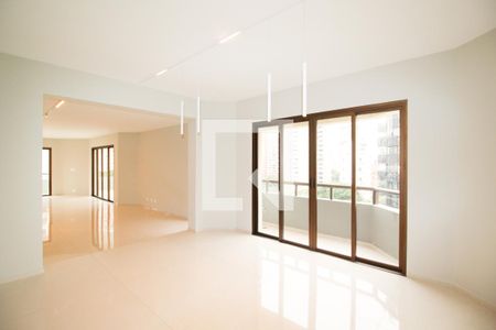 Apartamento para alugar com 4 quartos, 246m² em Vila Nova Conceição, São Paulo