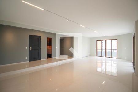 Apartamento para alugar com 4 quartos, 246m² em Vila Nova Conceição, São Paulo