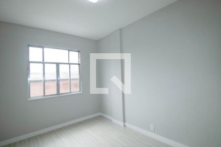 Quarto 2 de apartamento à venda com 2 quartos, 70m² em Cordovil, Rio de Janeiro