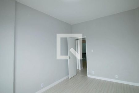 Quarto 2 de apartamento à venda com 2 quartos, 70m² em Cordovil, Rio de Janeiro