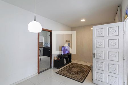 Sala de casa à venda com 3 quartos, 190m² em Paquetá, Belo Horizonte