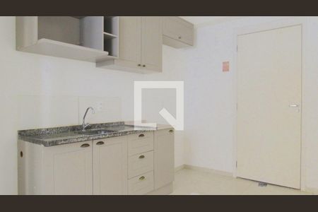 Sala - Cozinha de apartamento à venda com 2 quartos, 43m² em Metalúrgicos, Osasco