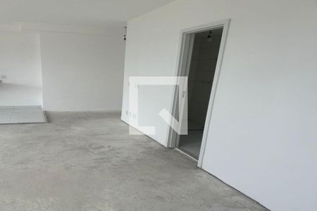 Espaço vázio com paredes brancas e piso de concreto, sem mobiliário ou decoração. de apartamento à venda com 2 quartos, 55m² em Jardim Esperanca, Barueri