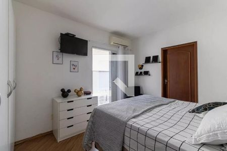 Casa à venda com 3 quartos, 170m² em Cambuci, São Paulo